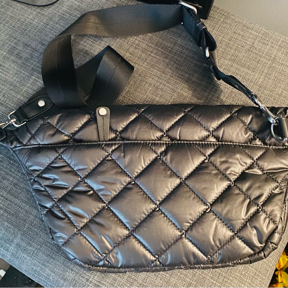 Quince Transit Quilted Sling Bag NWOT - Picture 2 of 6